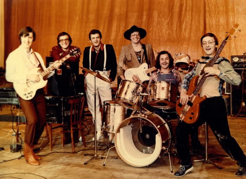 55 лет легендарному «золотому составу» ансамбля «Ариэль»